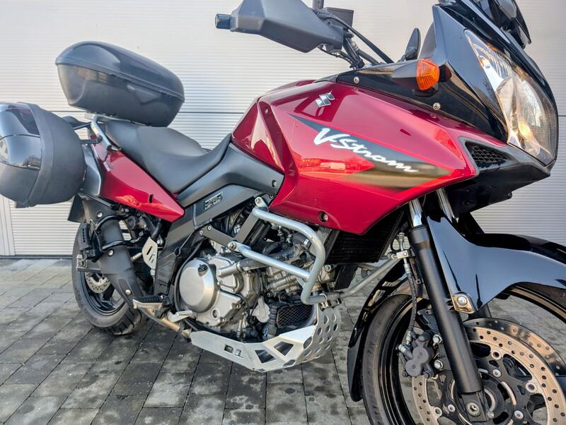 SUZUKI V-STROM 650