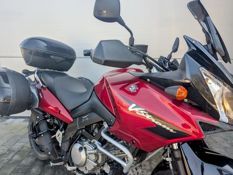 SUZUKI V-STROM 650
