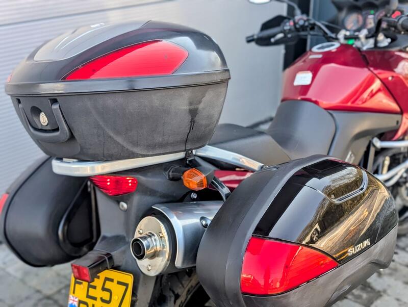 SUZUKI V-STROM 650