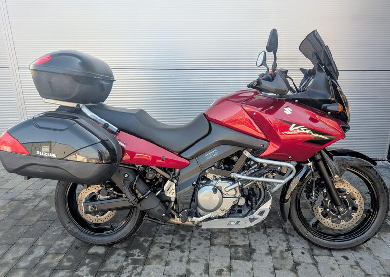 SUZUKI V-STROM 650