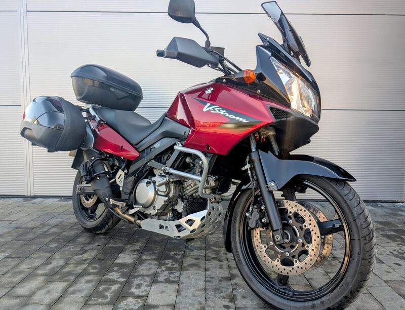SUZUKI V-STROM 650