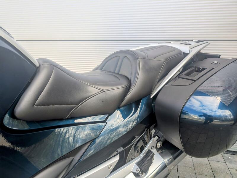 BMW R1200RT