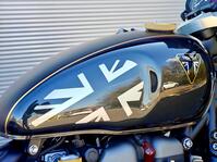 TRIUMPH Bobber