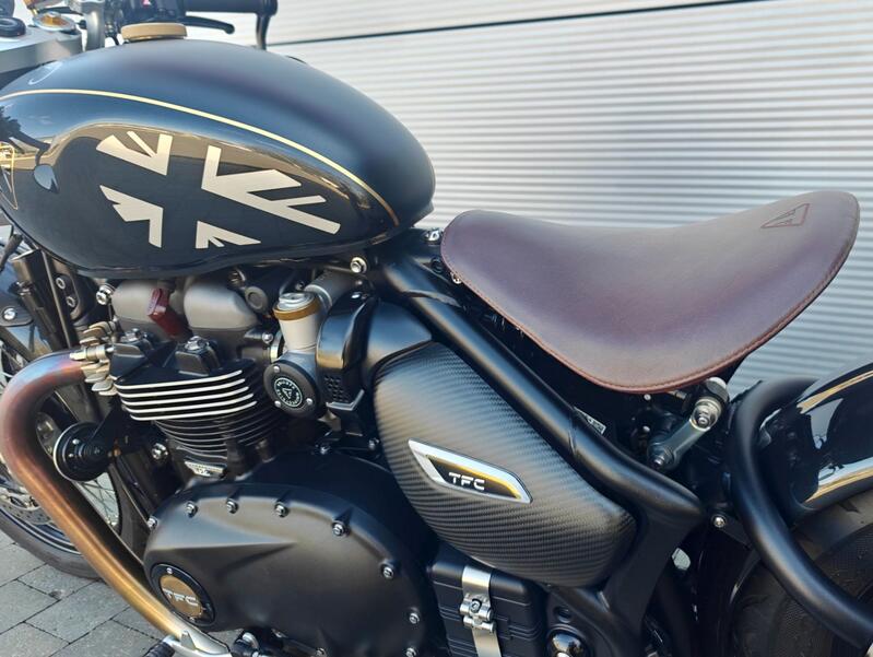 TRIUMPH Bobber