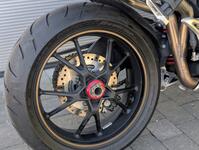 TRIUMPH SPEED TRIPLE 1050