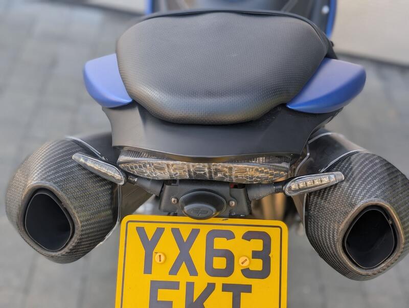 TRIUMPH SPEED TRIPLE 1050