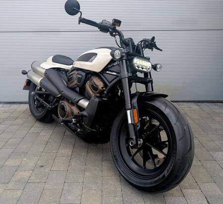 HARLEY-DAVIDSON