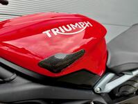 TRIUMPH STREET TRIPLE 675