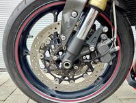 TRIUMPH STREET TRIPLE 675