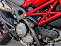 DUCATI MONSTER 796