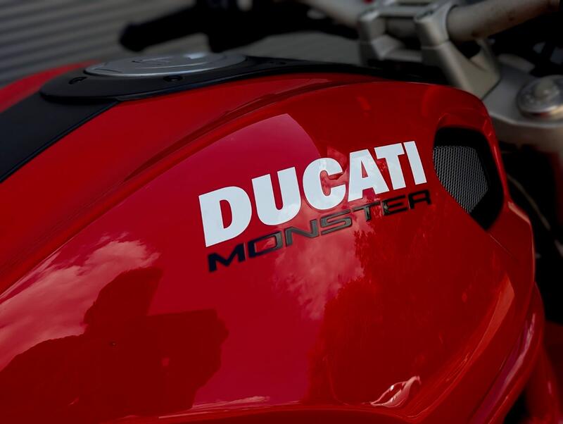 DUCATI MONSTER 796