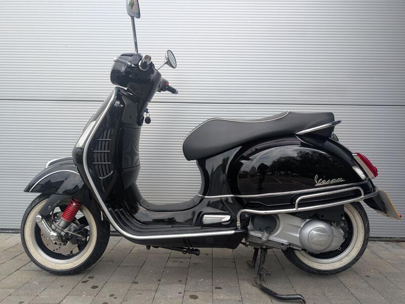 PIAGGIO Vespa