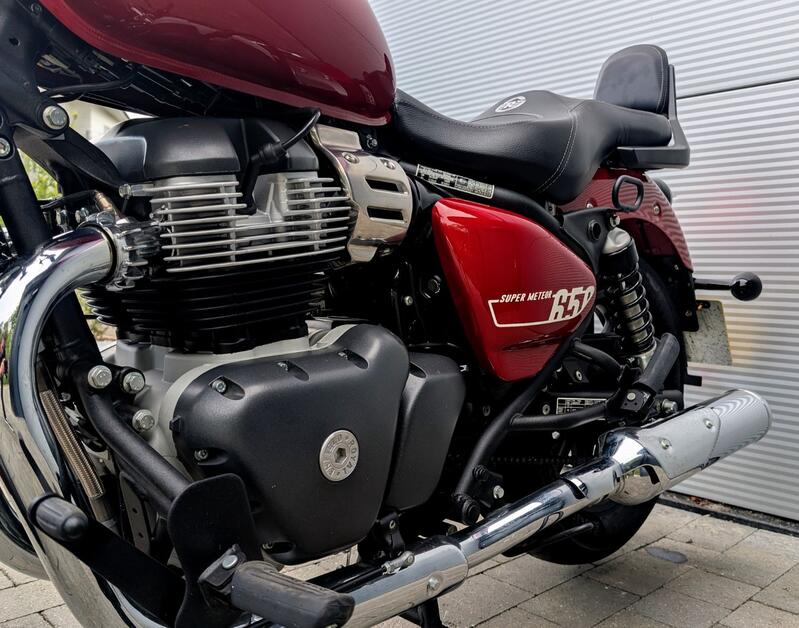 ROYAL ENFIELD METEOR