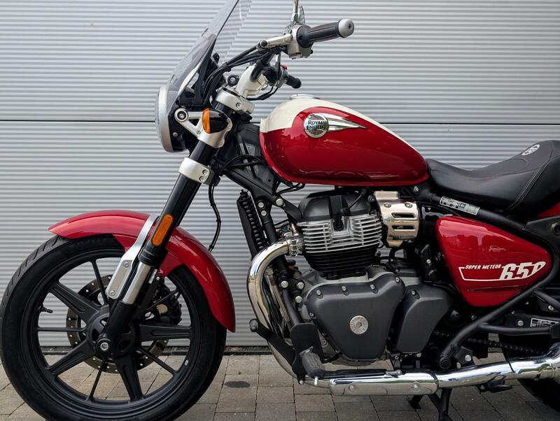 ROYAL ENFIELD METEOR