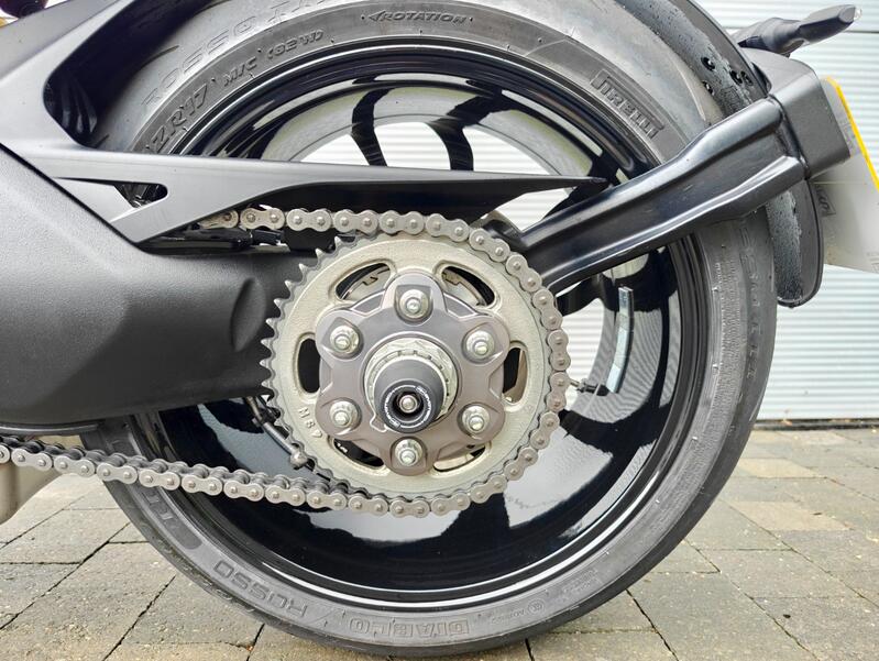 DUCATI DIAVEL