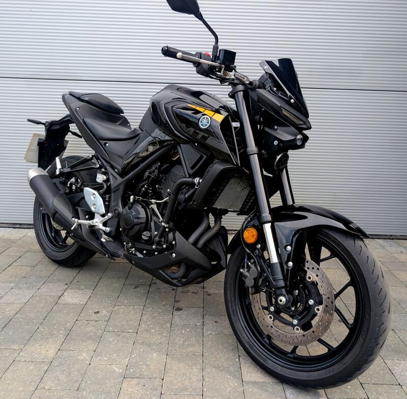 YAMAHA MT-03