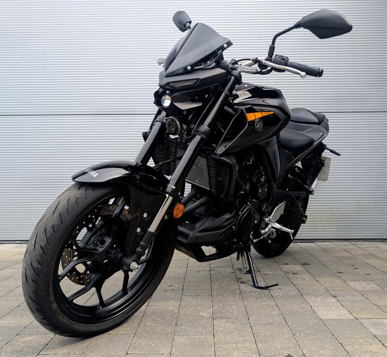 YAMAHA MT-03