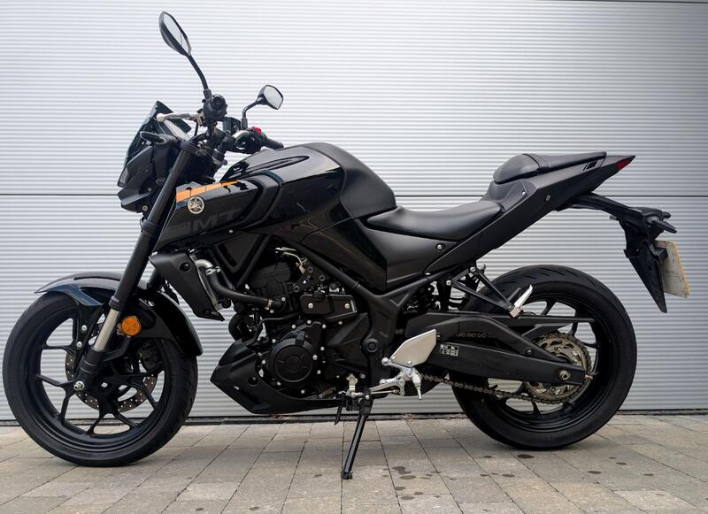 YAMAHA MT-03