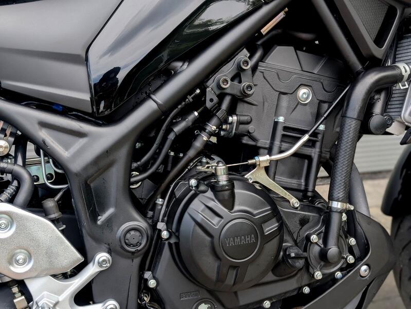 YAMAHA MT-03