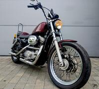 HARLEY-DAVIDSON Sportster