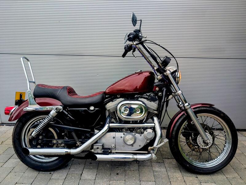 HARLEY-DAVIDSON Sportster