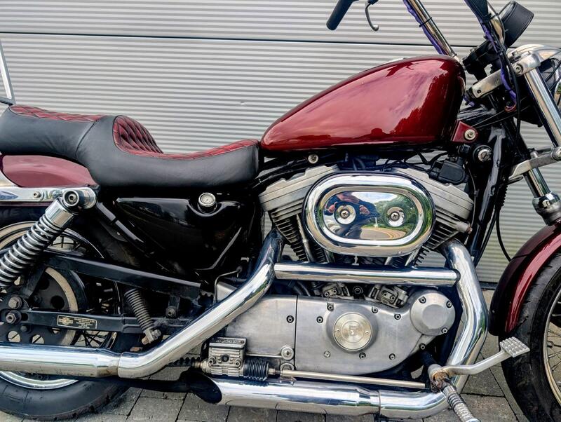 HARLEY-DAVIDSON Sportster