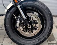 HARLEY-DAVIDSON Dyna