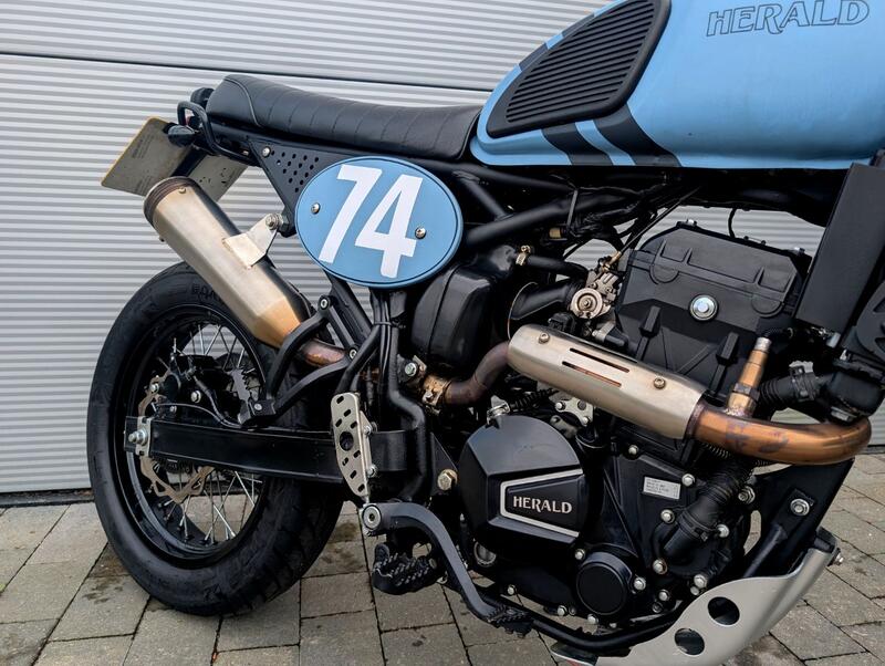 HERALD MOTOR CO MAVERICK