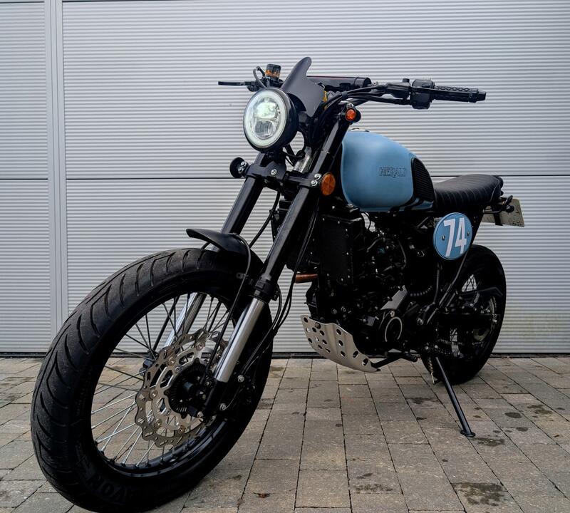 HERALD MOTOR CO MAVERICK