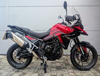 TRIUMPH TIGER 900