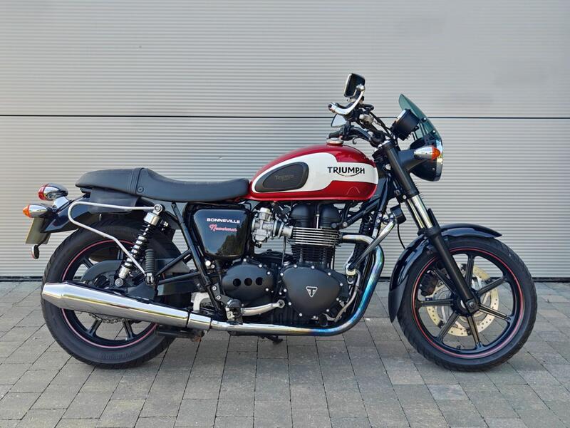 TRIUMPH BONNEVILLE NEWCHURCH