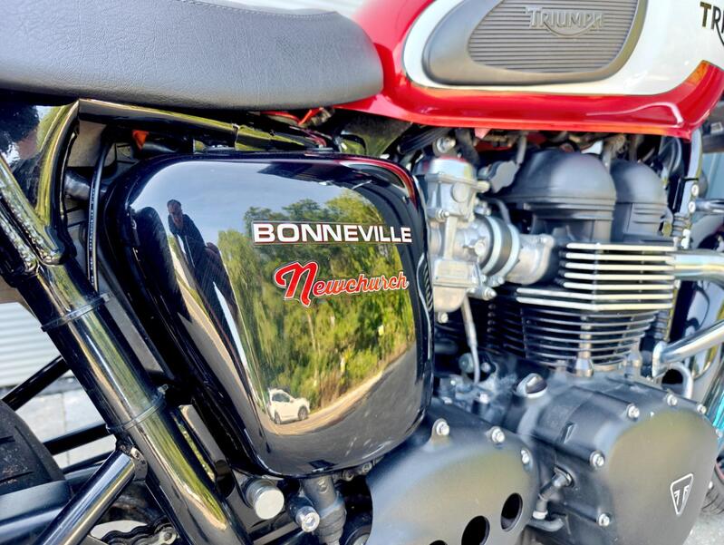 TRIUMPH BONNEVILLE NEWCHURCH
