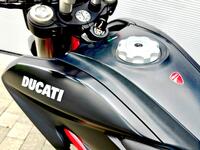 DUCATI Hypermotard