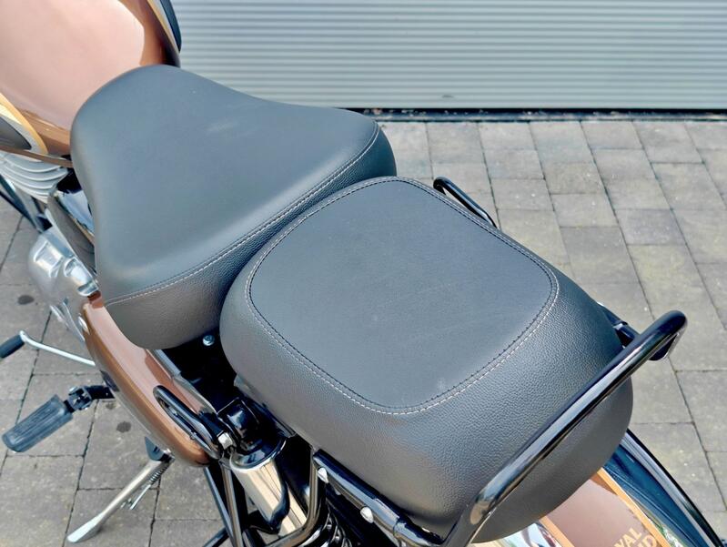 ROYAL ENFIELD CLASSIC CHROME