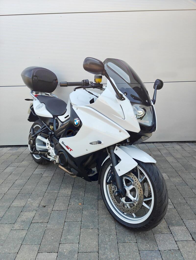 BMW F800GT
