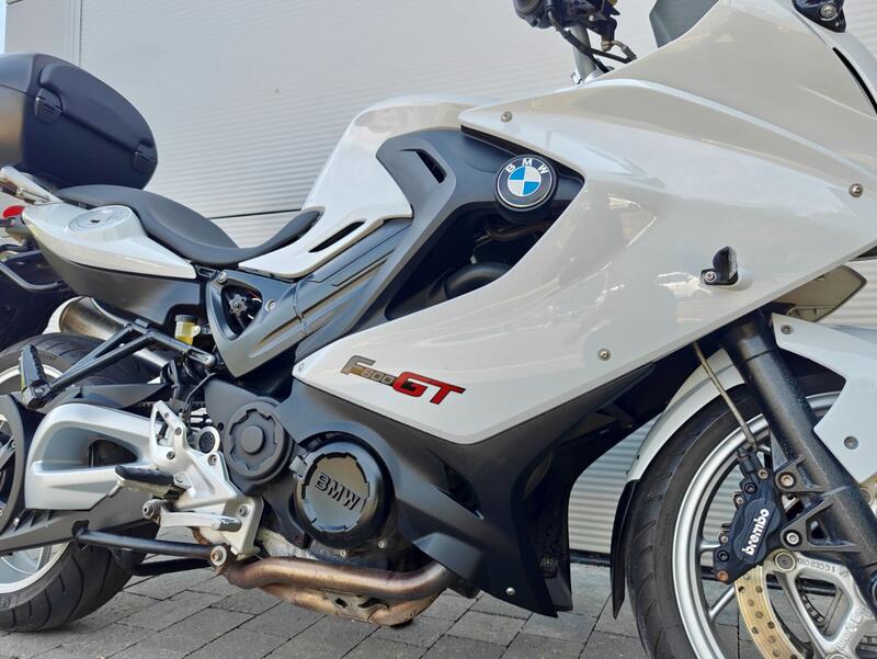 BMW F800GT