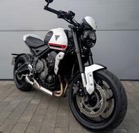 TRIUMPH Trident