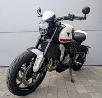 TRIUMPH Trident