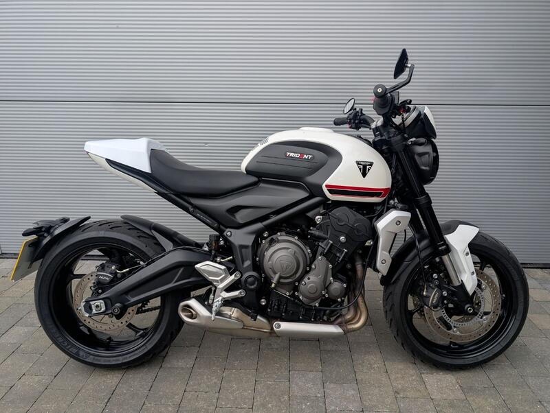 TRIUMPH Trident