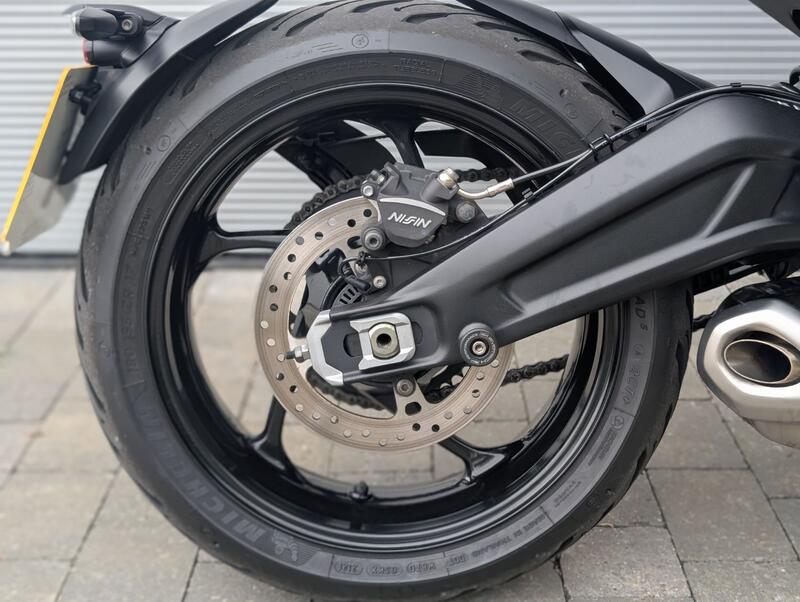 TRIUMPH Trident