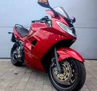 TRIUMPH SPRINT ST 1050