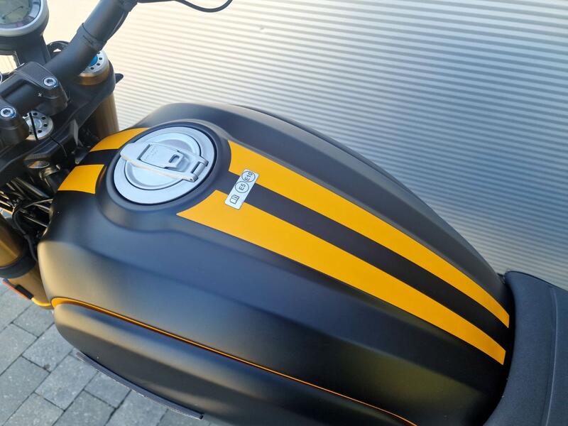 DUCATI SCRAMBLER 1100