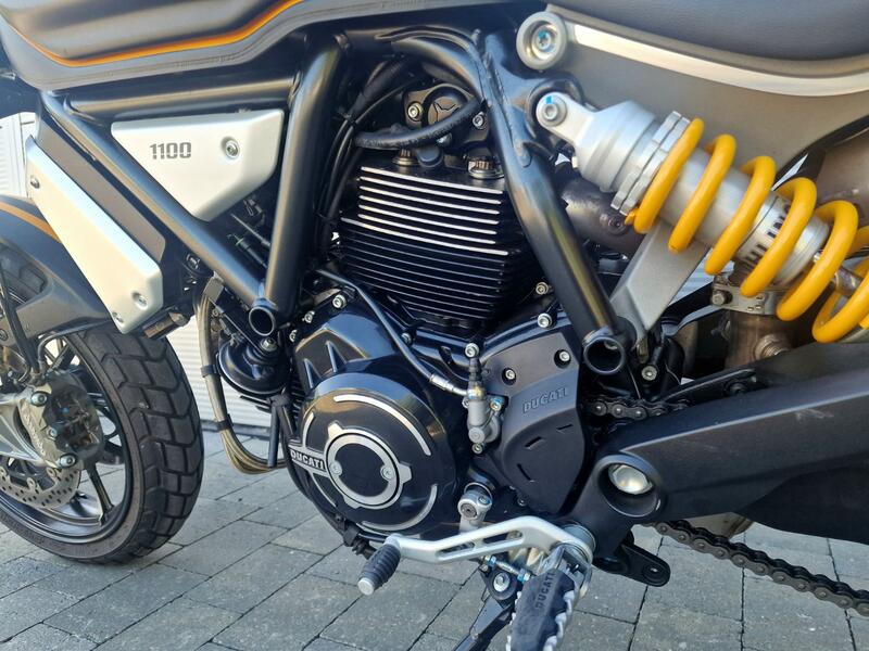 DUCATI SCRAMBLER 1100