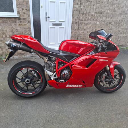 DUCATI