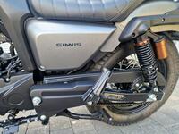 SINNIS HOODLUM