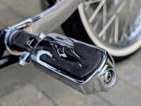 HARLEY-DAVIDSON Dyna
