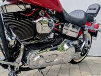 HARLEY-DAVIDSON Dyna