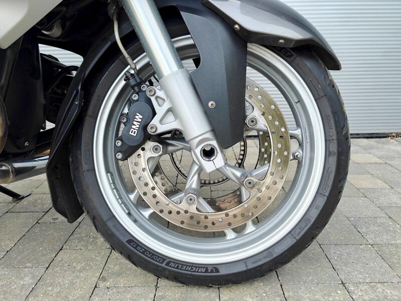 BMW R1200RT