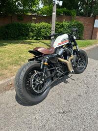 HARLEY-DAVIDSON Sportster