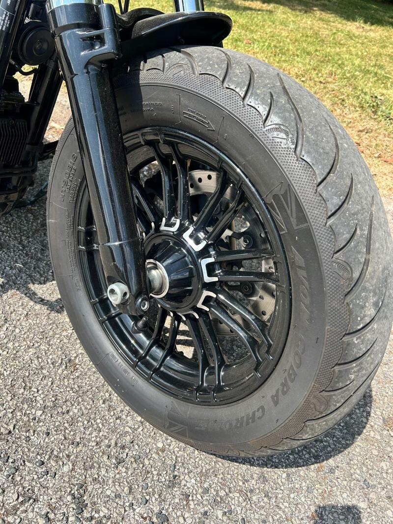 HARLEY-DAVIDSON Sportster